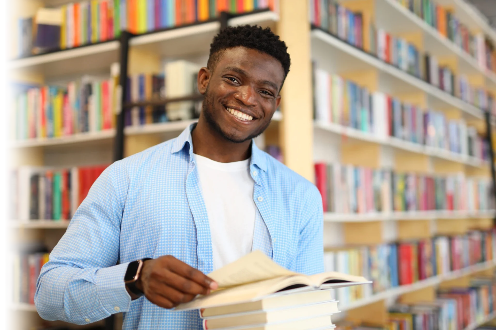 Smiling-College-Boy